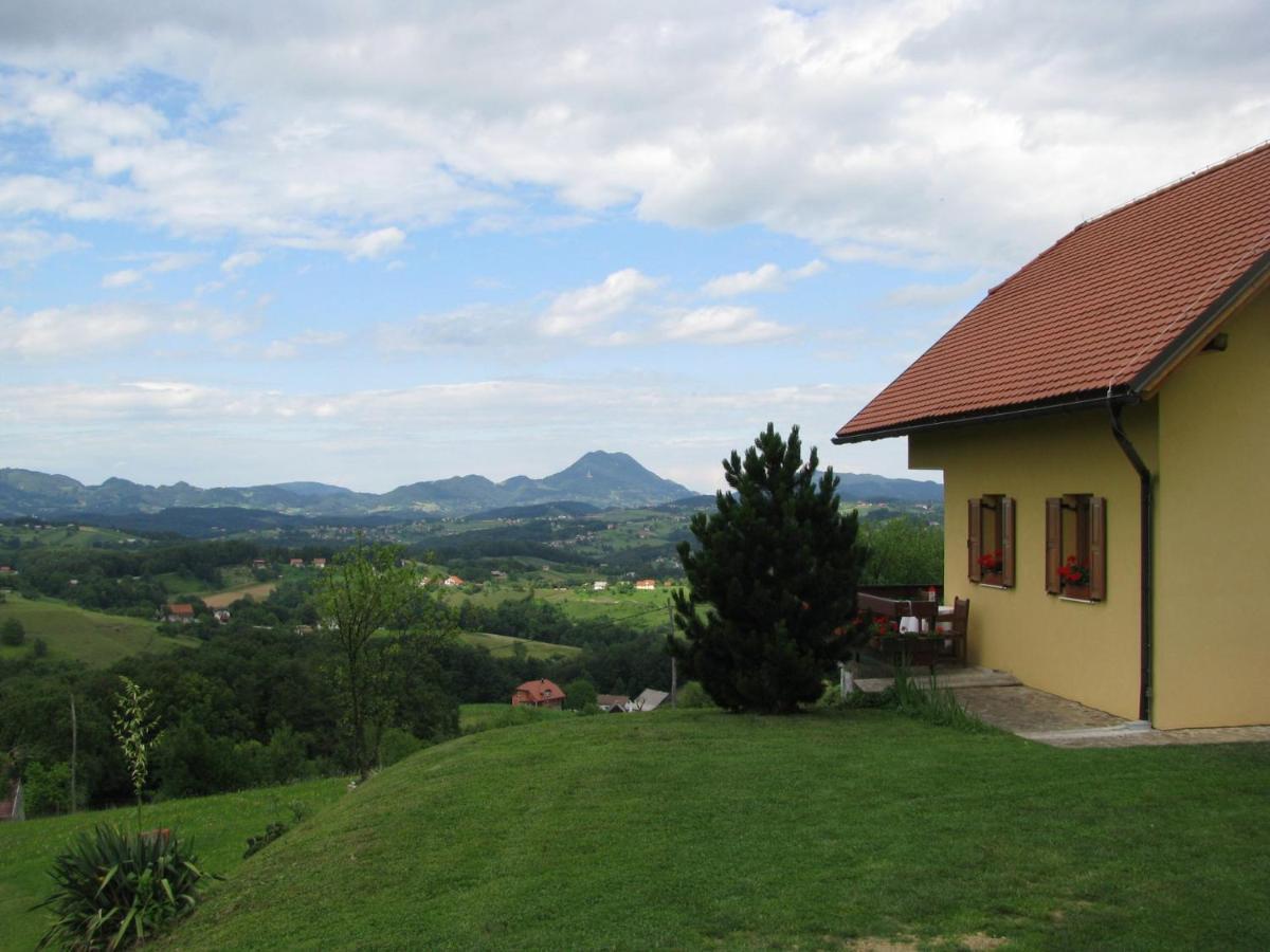 Holiday House Panorama Podcetrtek Bagian luar foto