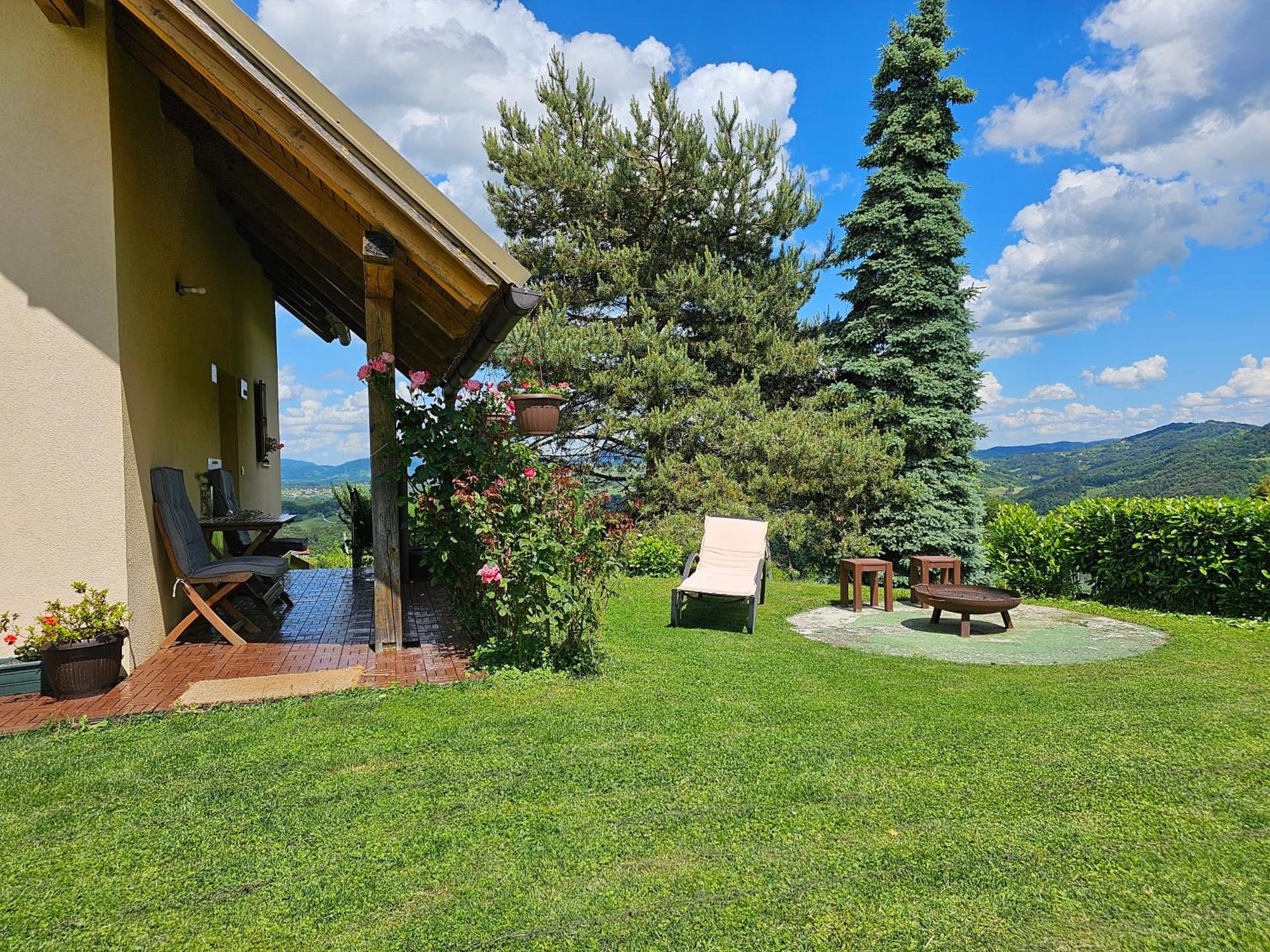 Holiday House Panorama Podcetrtek Bagian luar foto